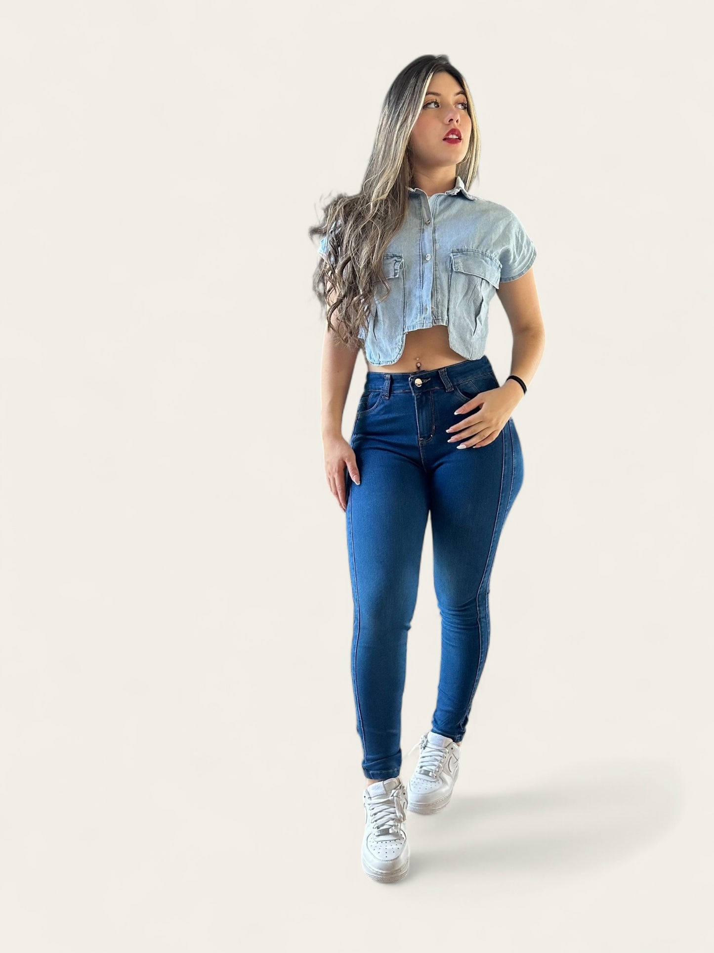 Jean skinny tiro alto mujer strech levanta cola tono azul medio