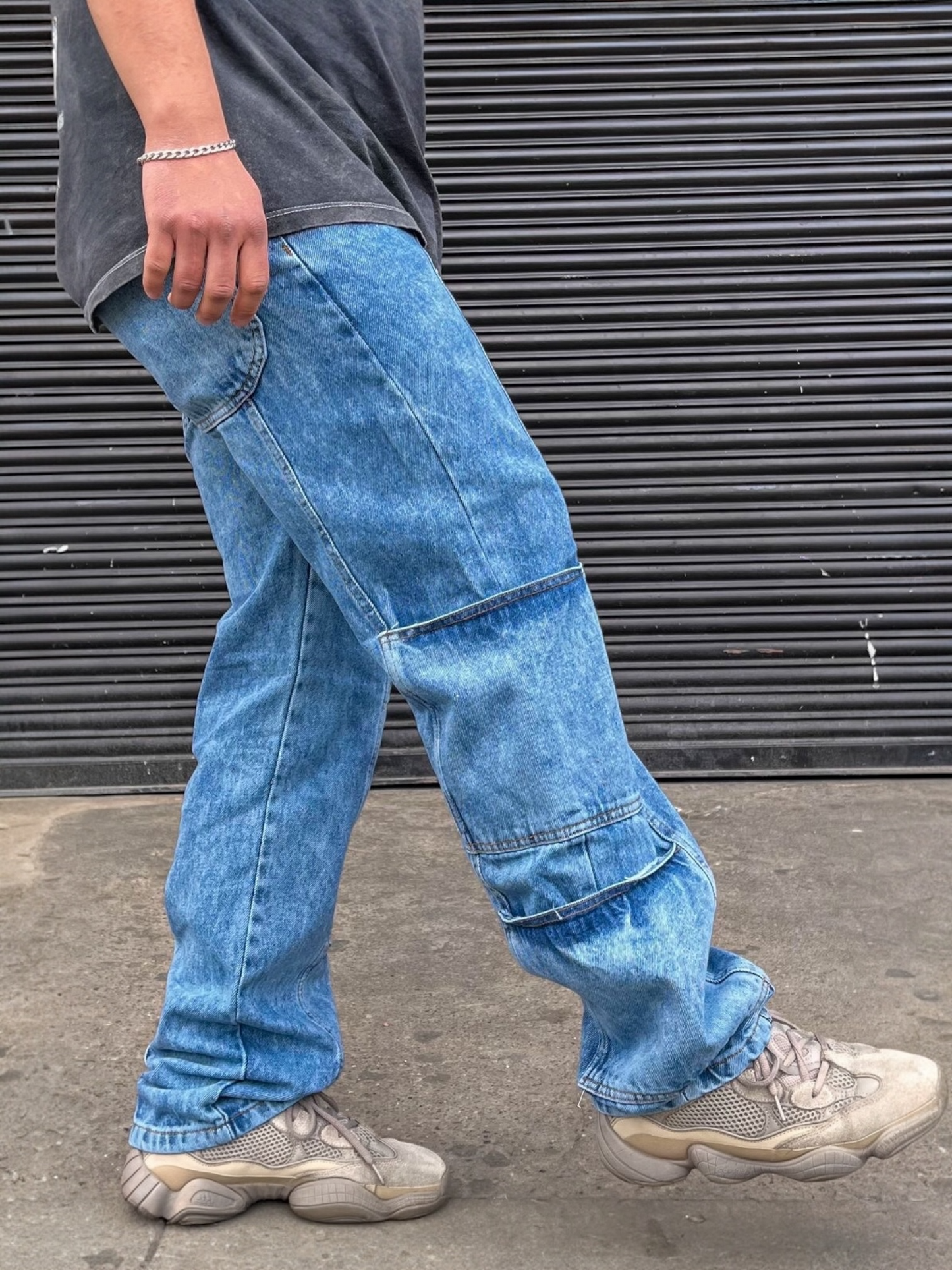 Jean rígido hombre tono claro