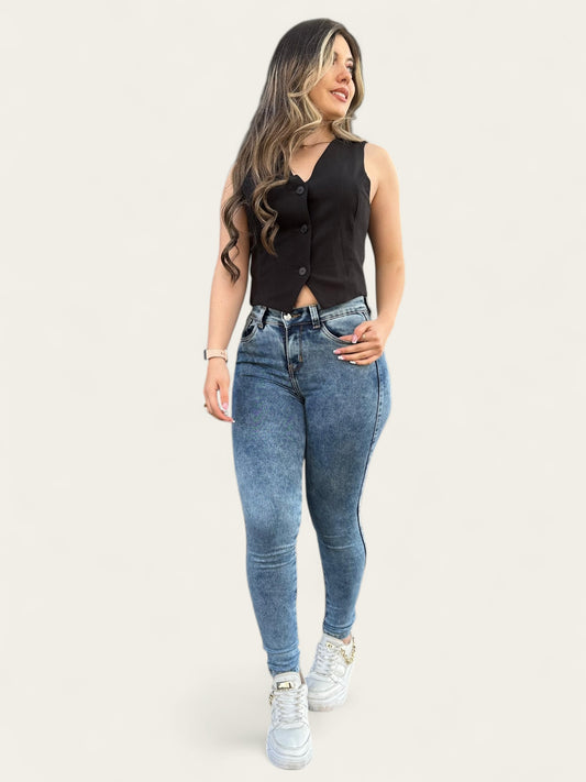 Jean skinny mujer tiro alto levanta cola tono azul frosteado