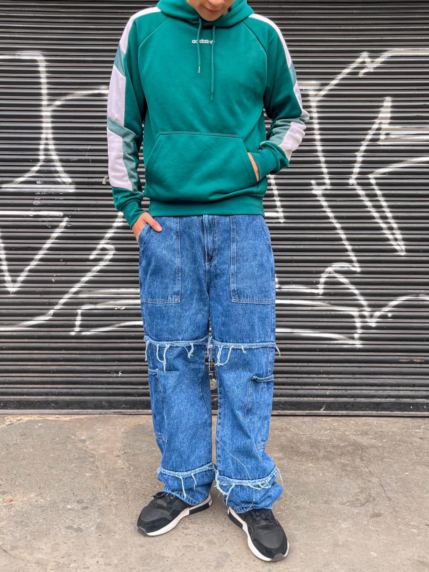 Jean cargo hombre azul oscuro