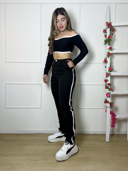 Pantalón liviano mujer tono negro línea lateral