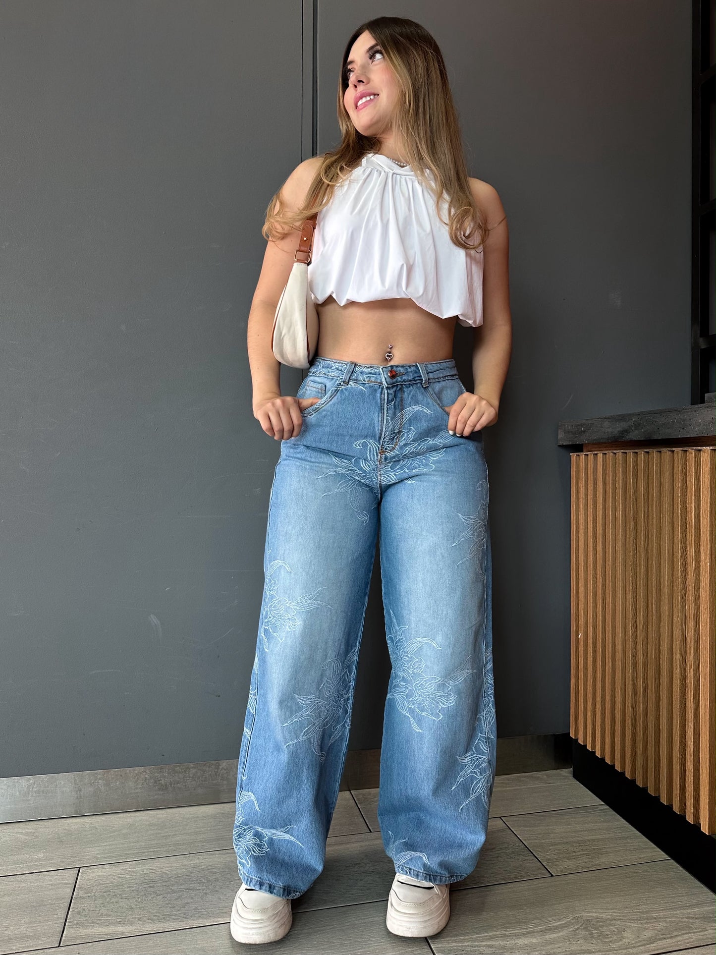 Jean wide leg mujer tela bordada