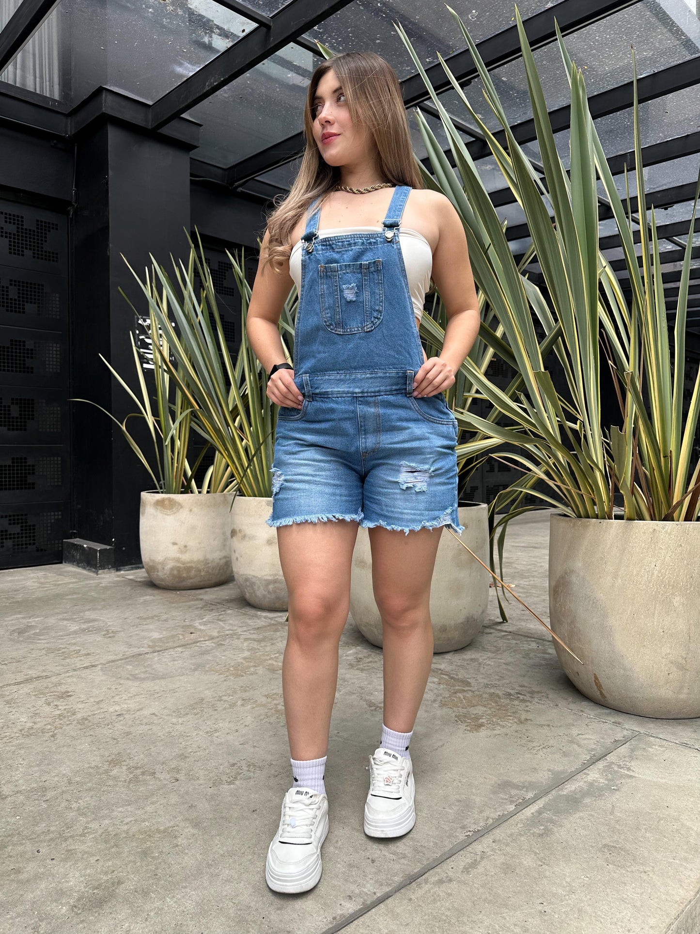 Braga short mujer tono claro