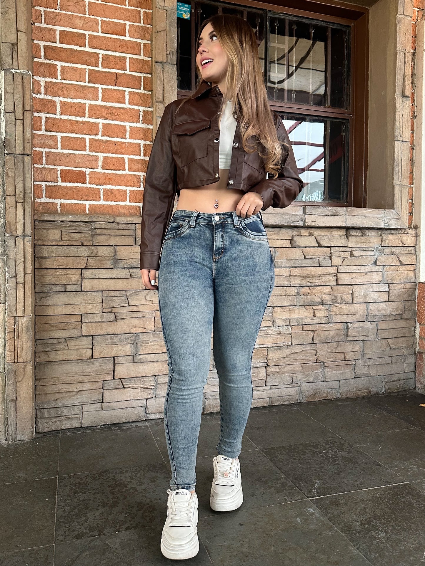 Jean skinny mujer tiro alto levanta cola azul verdoso