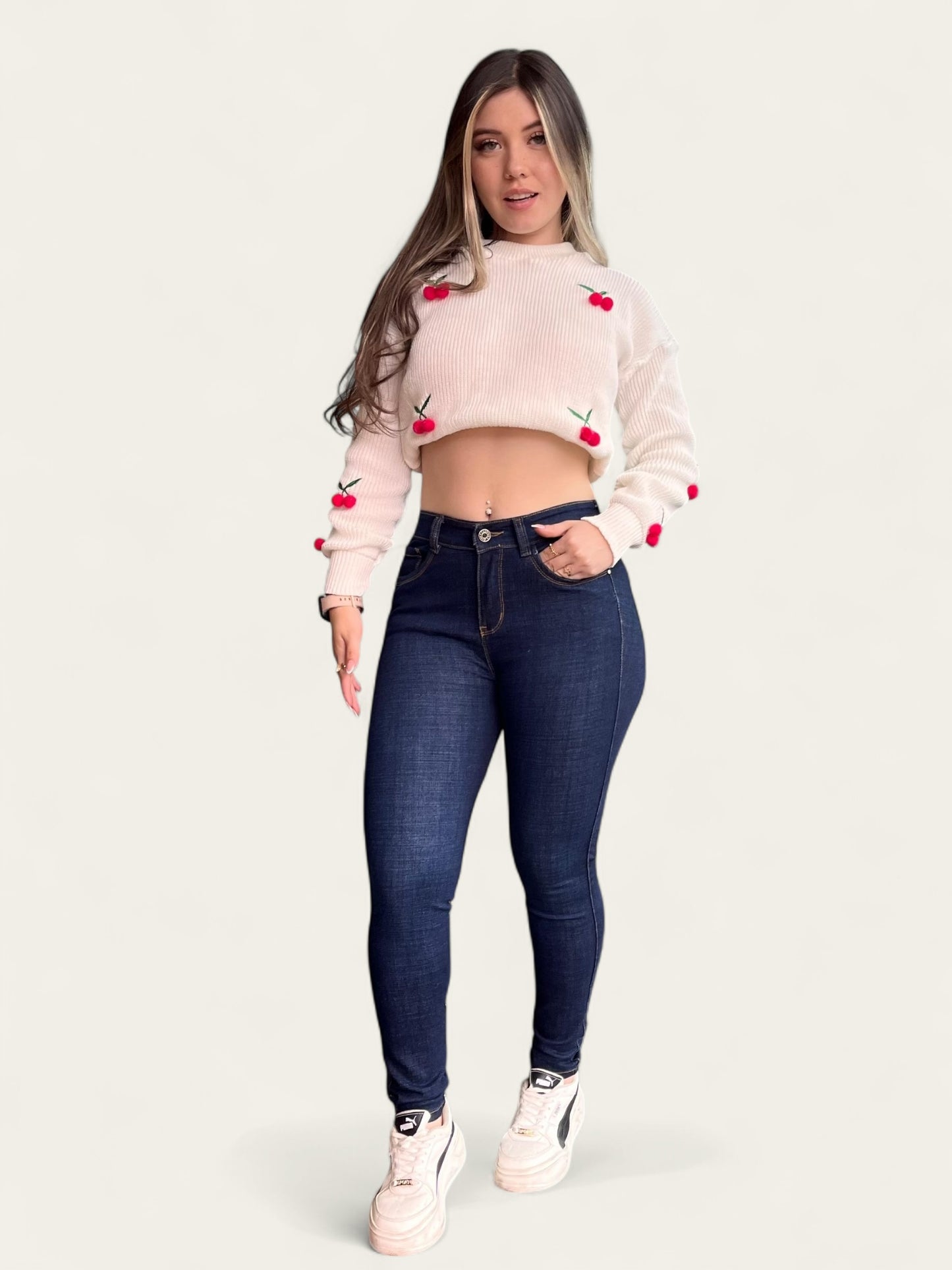 Jean skinny tiro alto levanta cola tono azul oscuro