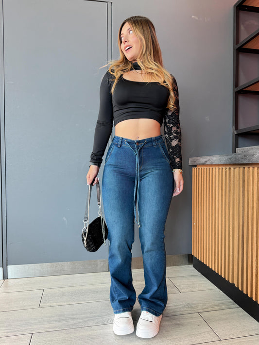 Jean bota recta con cordón mujer tiro alto levanta cola tono azul verdoso
