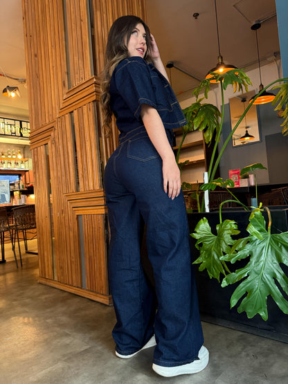 Jean wide leg mujer tono azul oscuro con correa