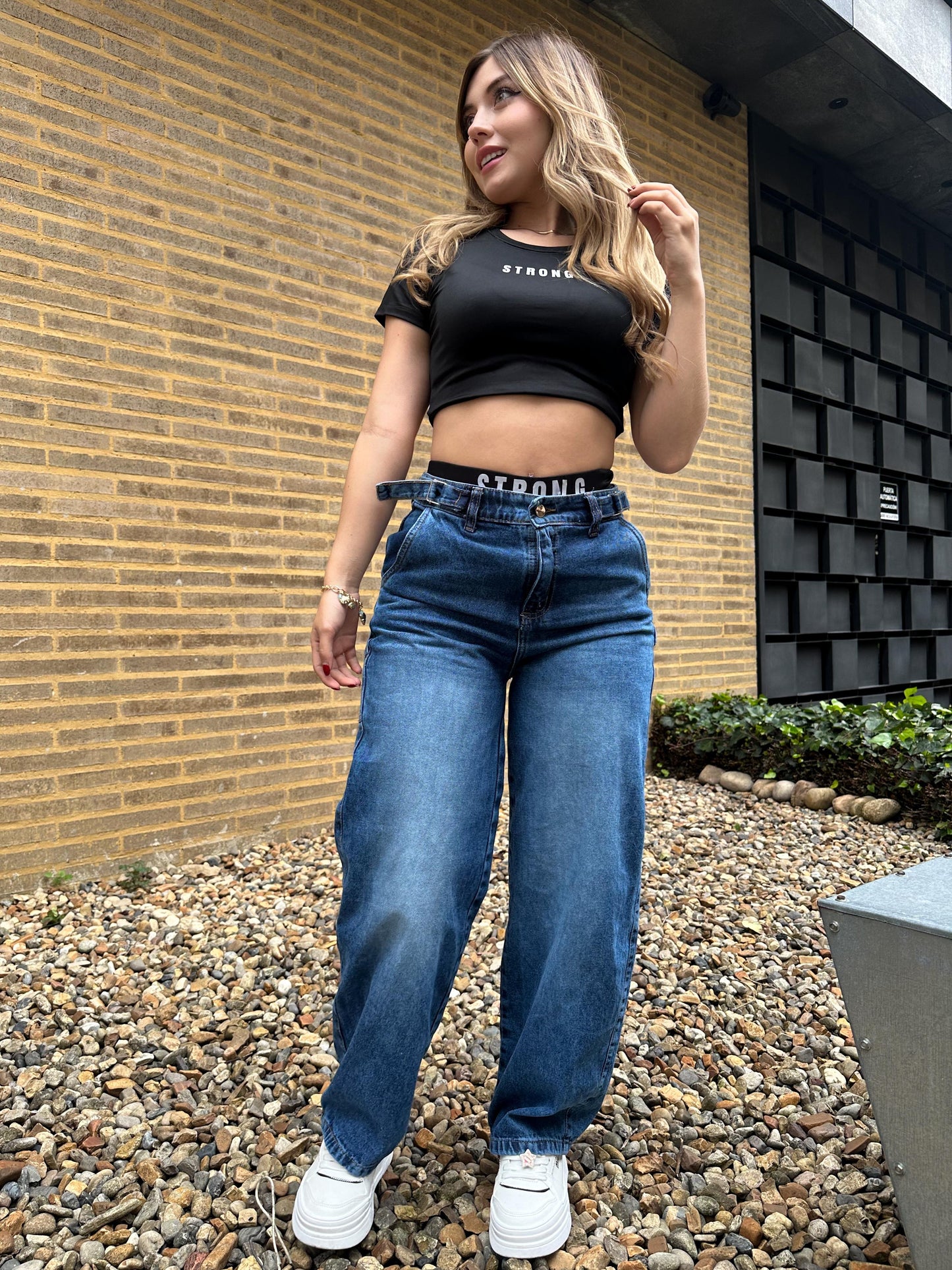 Jean baggy con ajuste de cintura tono azul