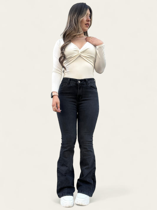 Jean flare mujer tono gris