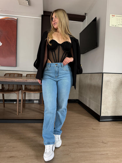 Jean Momfit mujer tono azul claro