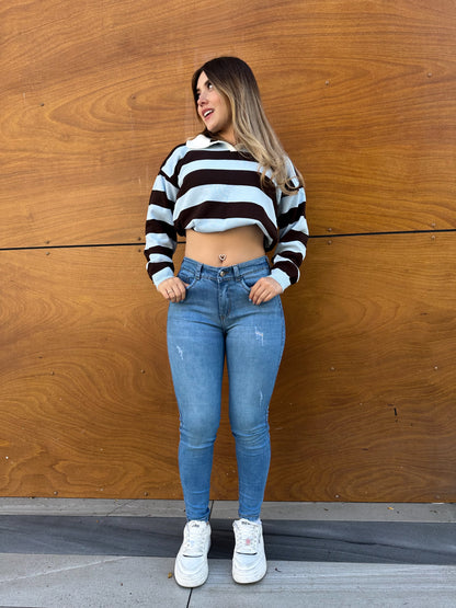 Jean skinny mujer tiro alto levanta cola azul claro