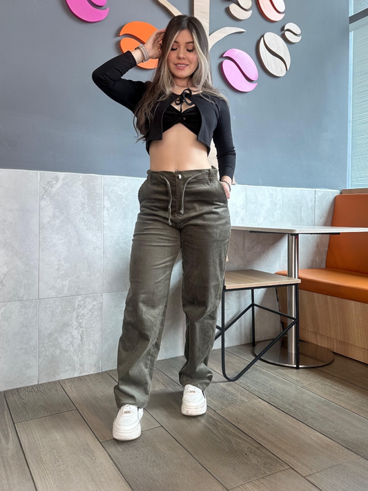 Pantalón en pana para mujer bota recta tono verde