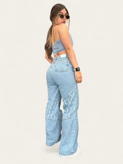 Jean wide leg tono azul claro