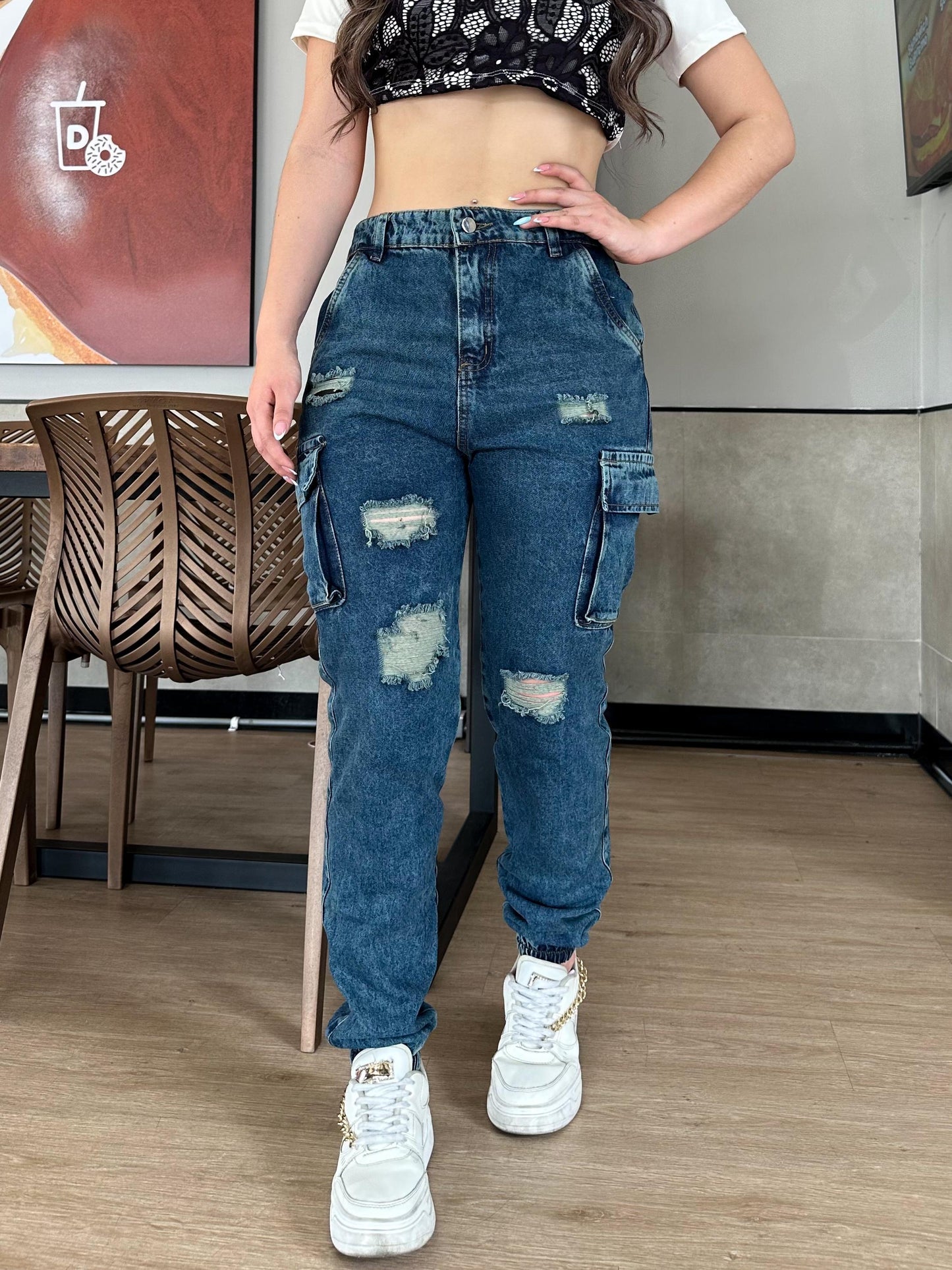 Jogger jean camuflado tono azul verdoso