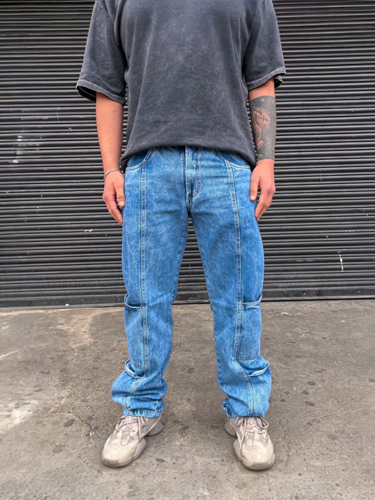 Jean rígido hombre tono claro