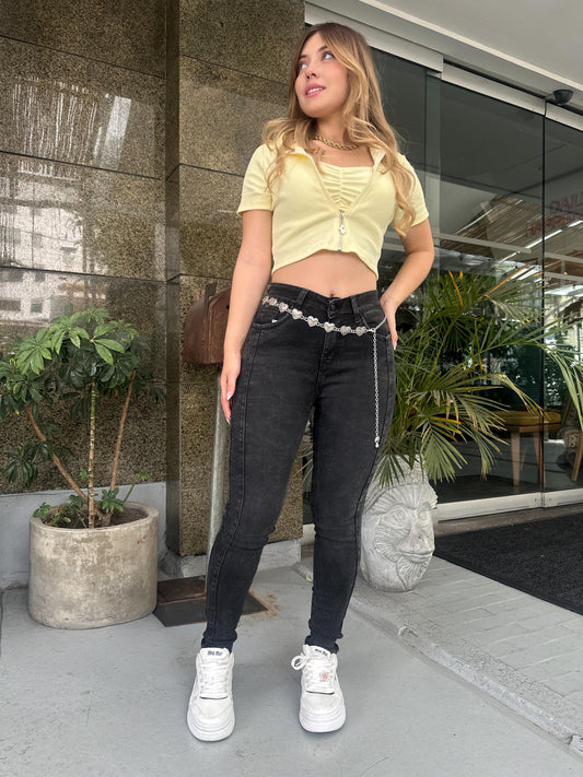 Jean skinny mujer tiro alto levanta cola gris doble costura