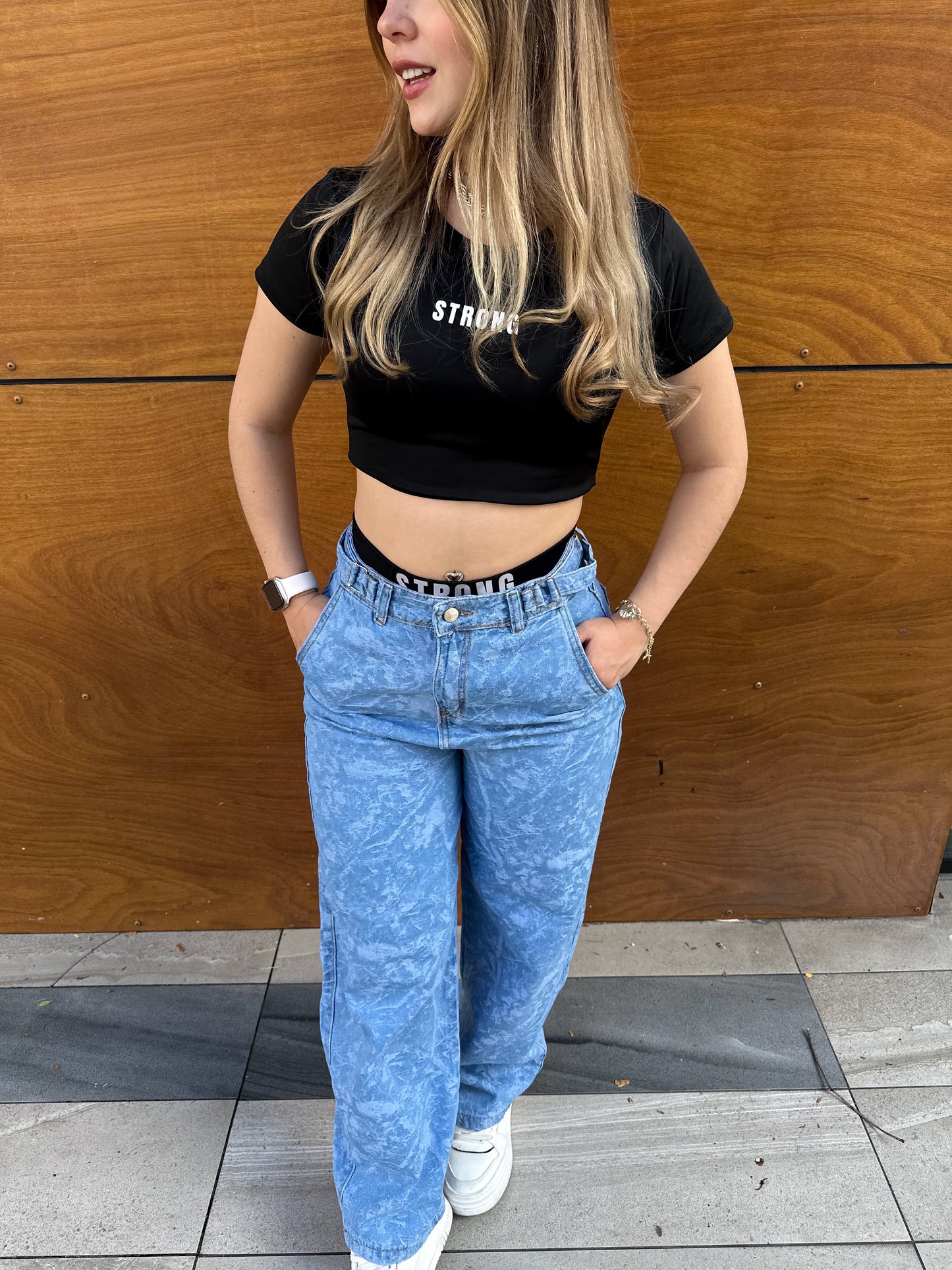 Jean baggy mujer estampado tono azul claro