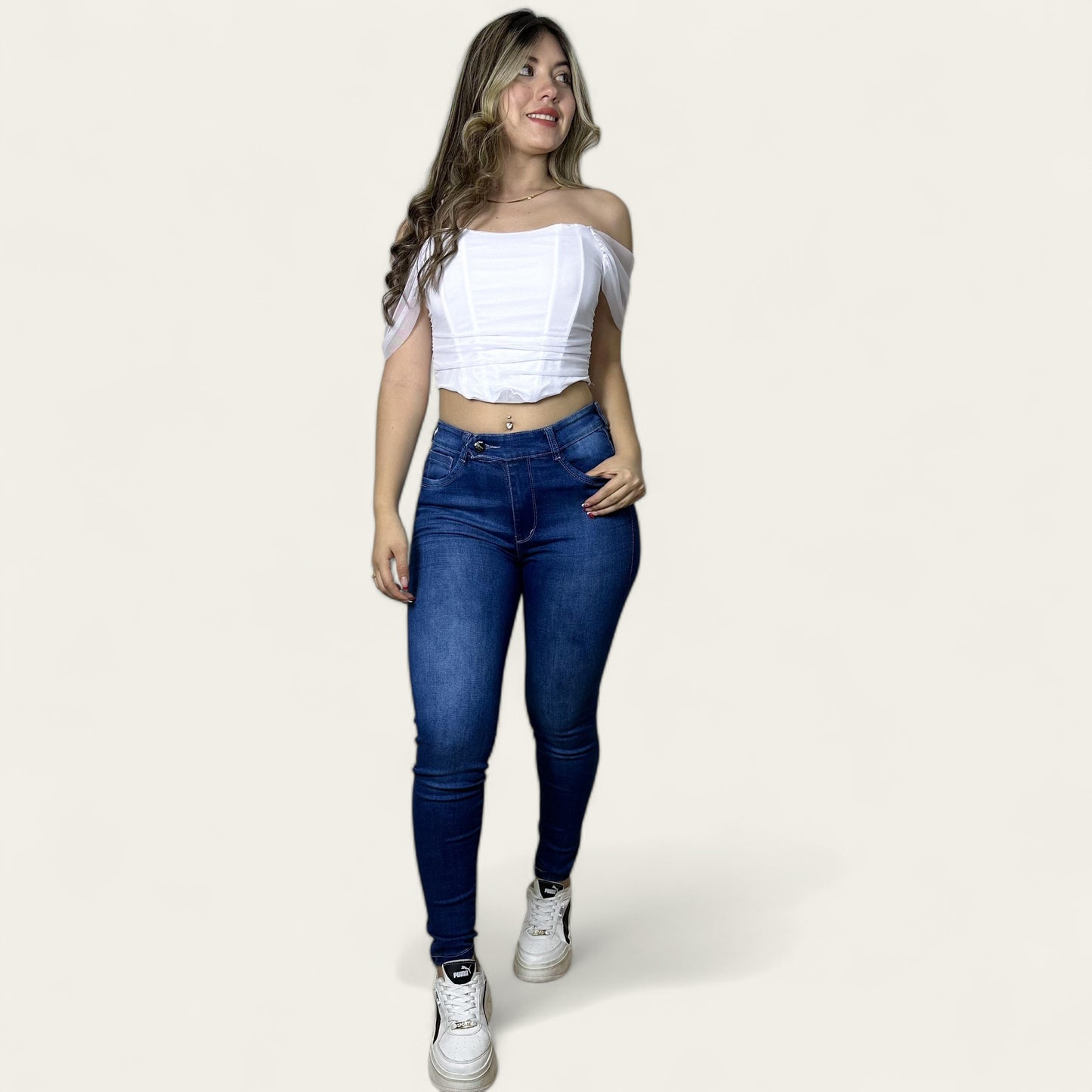 Jean Skinny Mujer stretch tiro alto levanta cola Azul oscuro detalle botón