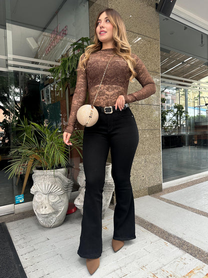Jean Flare Mujer tiro alto levanta cola tono azul tono negro