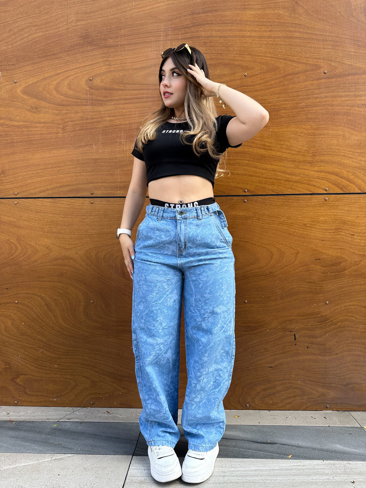 Jean baggy mujer estampado tono azul claro