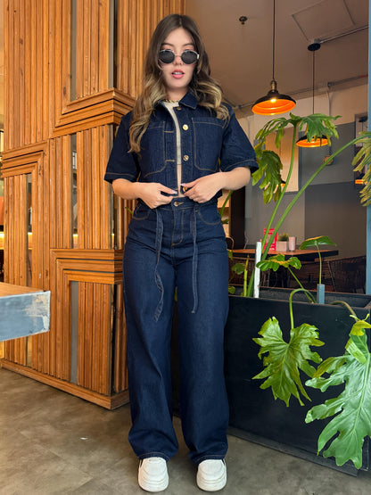 Jean wide leg mujer con correa tono azul oscuro