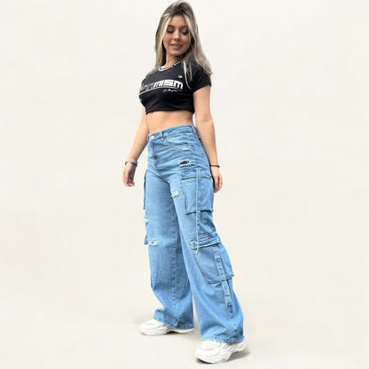 Jean cargo mujer tono azul claro