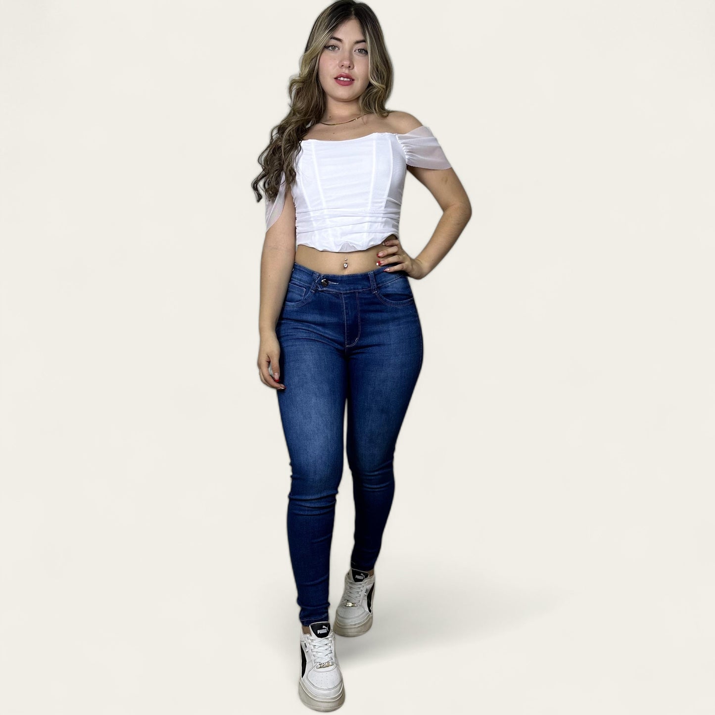 Jean Skinny Mujer stretch tiro alto levanta cola Azul oscuro detalle botón