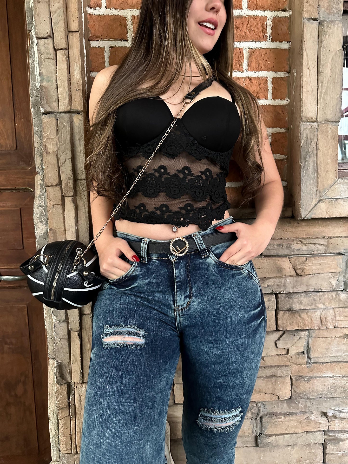 Jean skinny mujer tiro alto levanta cola tono azul con rotos