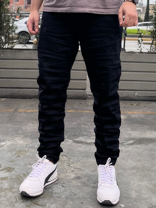 Jean slim clásico tono negro para hombre