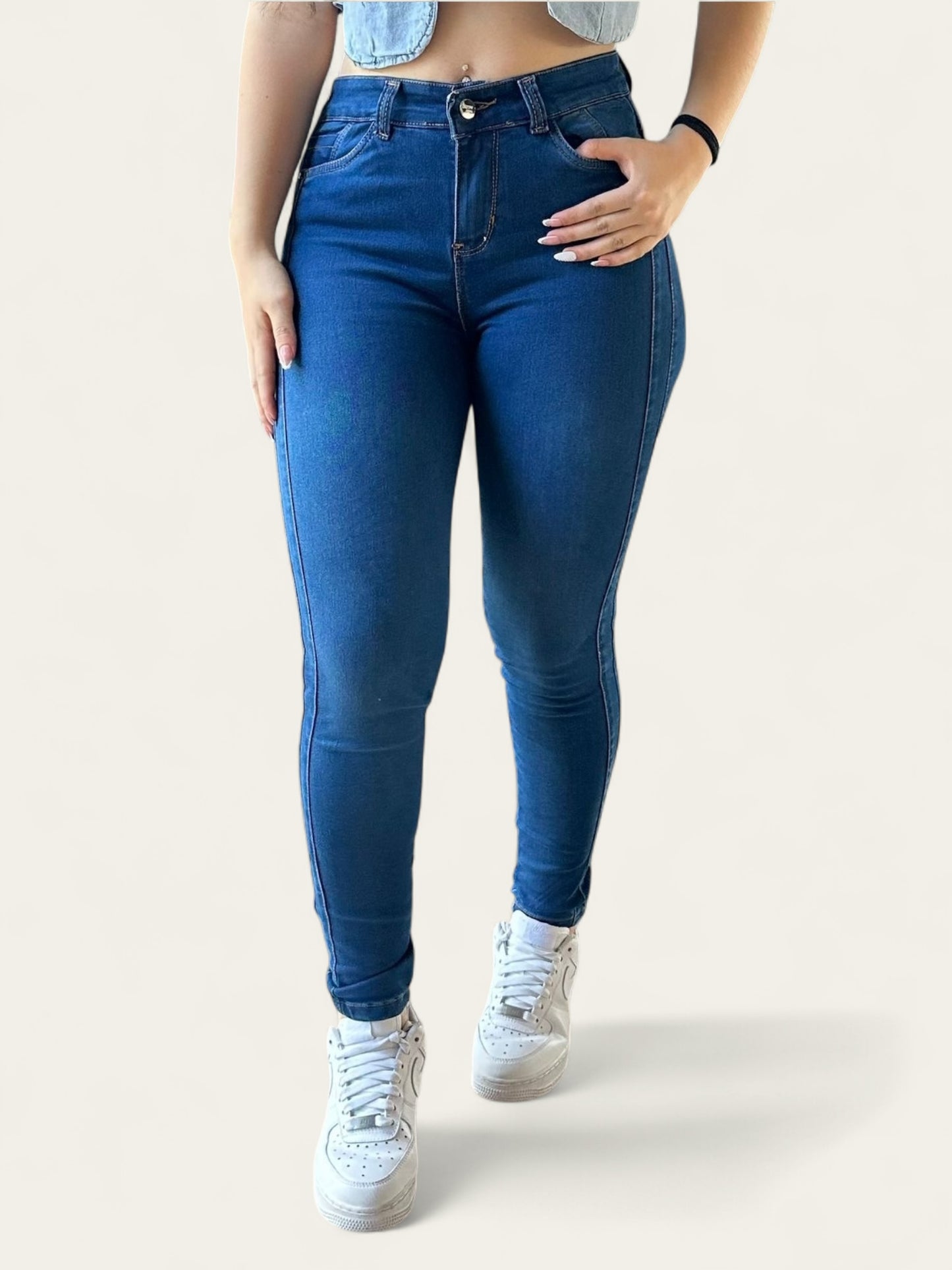 Jean skinny tiro alto mujer strech levanta cola tono azul medio