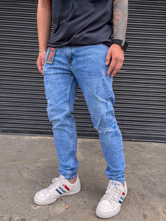 Jean slim hombre clásico tono Azul claro