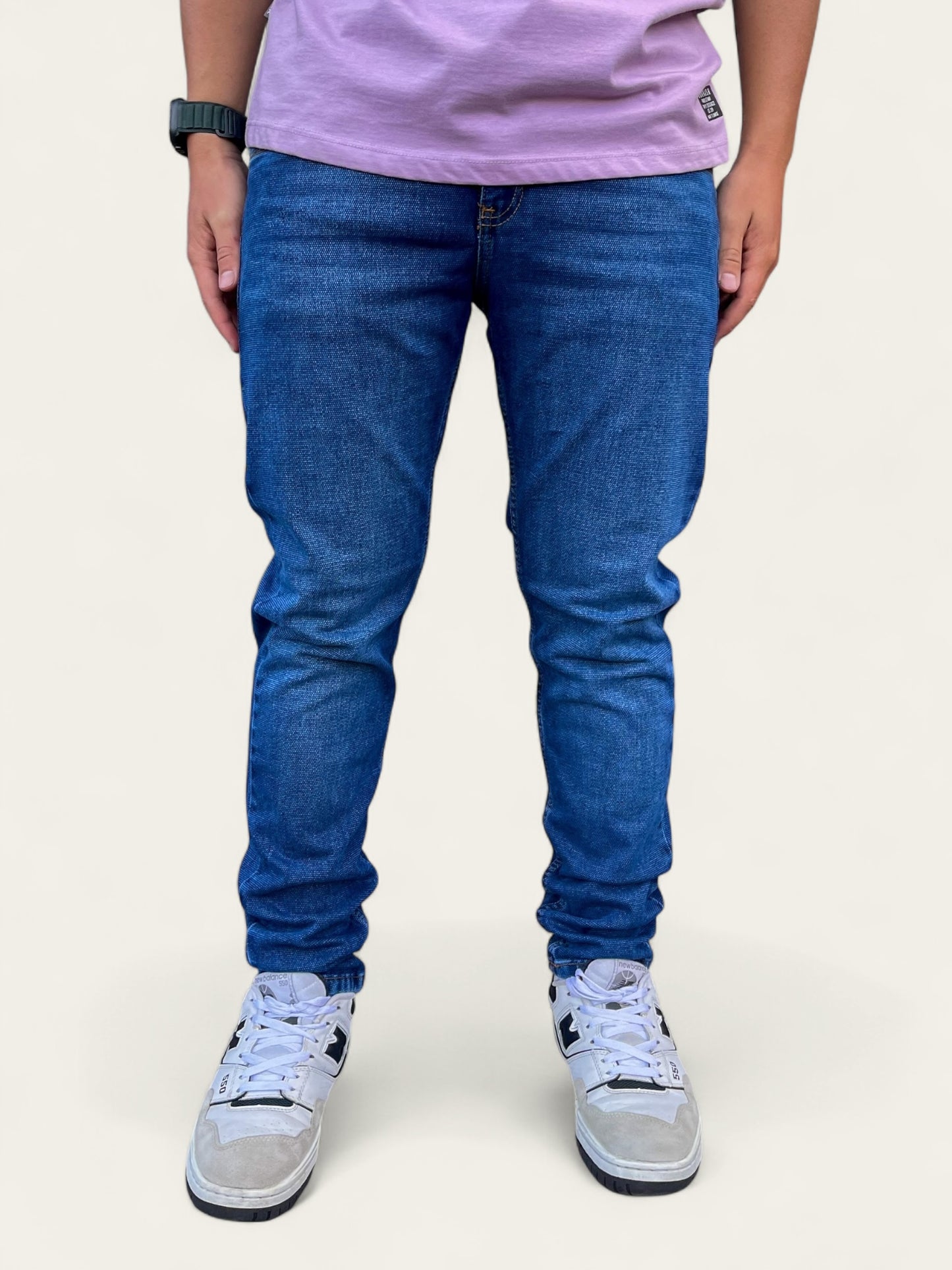 Jean slim hombre tono azul clásico